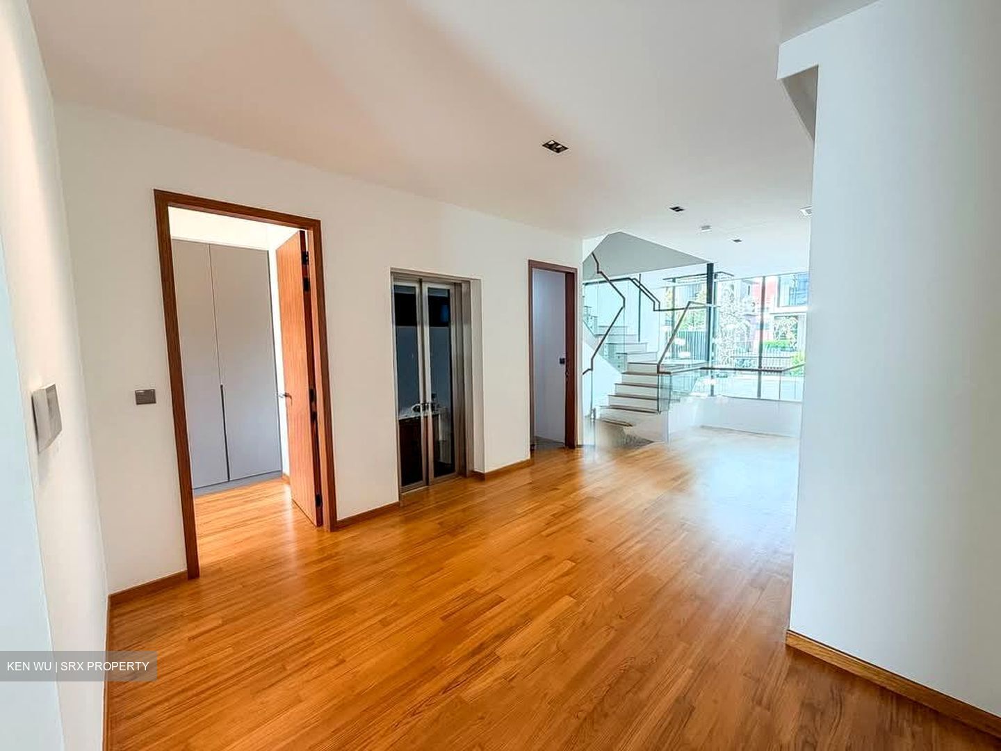Sembawang Straits Estate (D27), Terrace #575736671